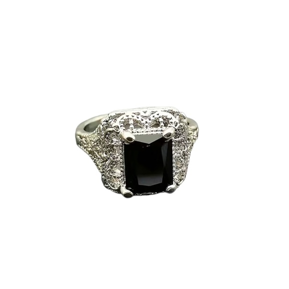Square Black Stone Vintage Silver Ring - Picture 6 of 7